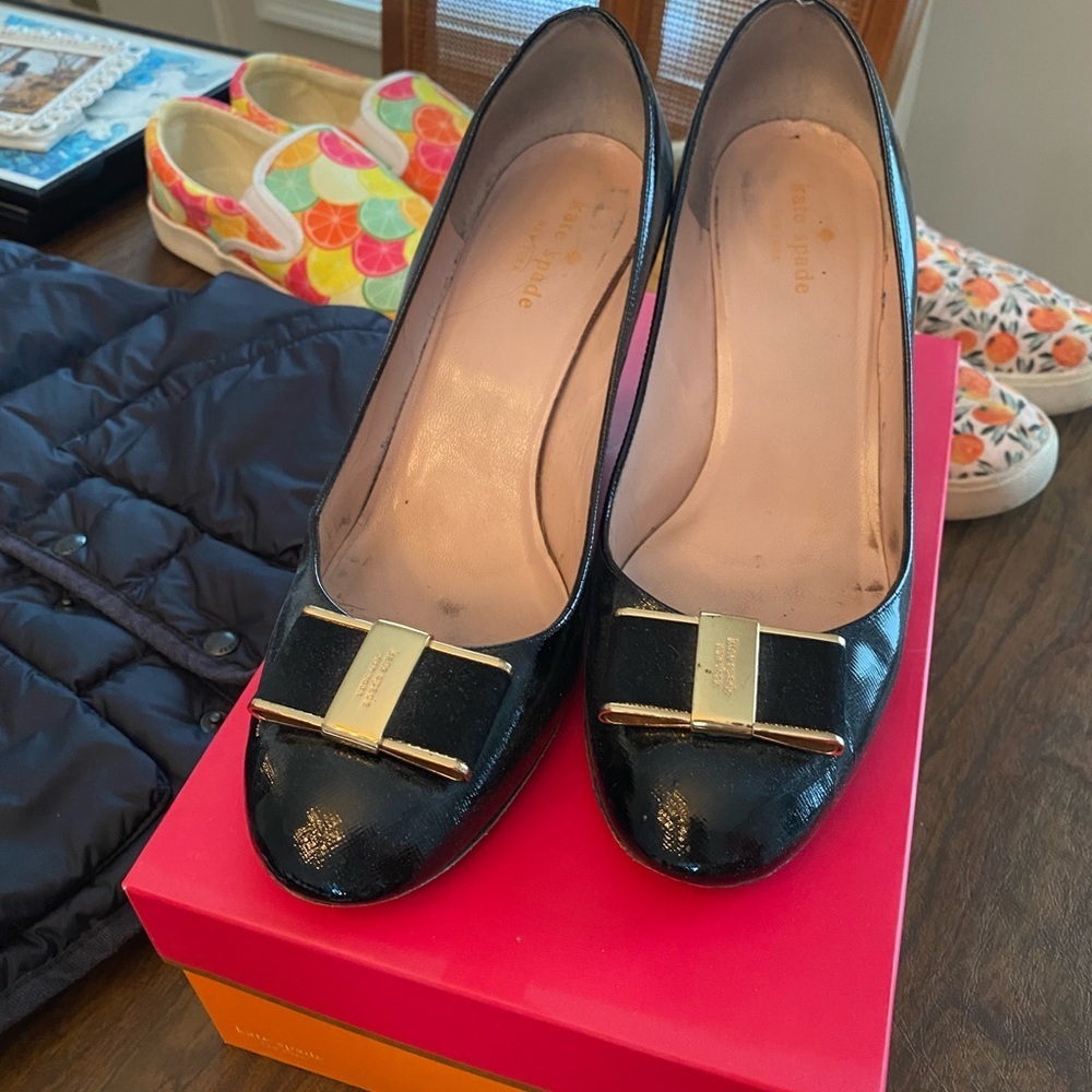 Kate Spade Black Bow Wedges - Picture 4 of 9